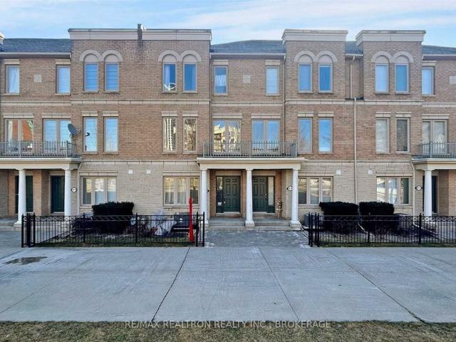 For Lease 68 Galleria Parkway Unit# TH 15, Markham, Ontario