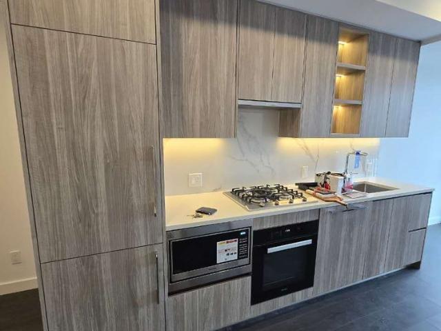 For Lease 68 ESTHER SHINER Boulevard Unit# 807, Toronto, Ontario