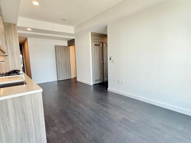 For Lease 68 Esther Shiner Boulevard Unit# 2015, Toronto, Ontario