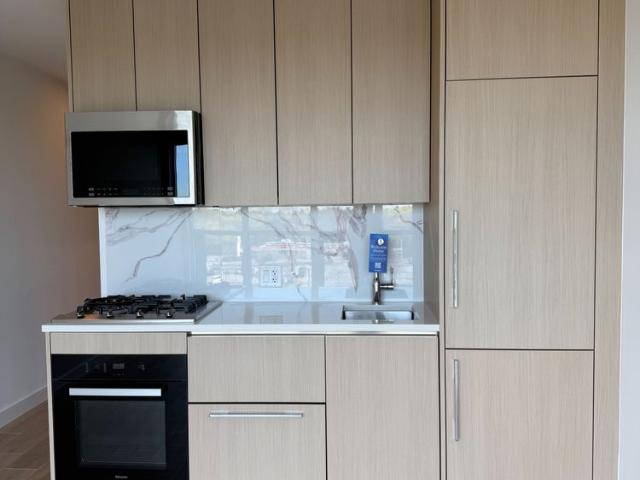 For Lease 68 Esther Shiner Boulevard Unit# 359, Toronto, Ontario