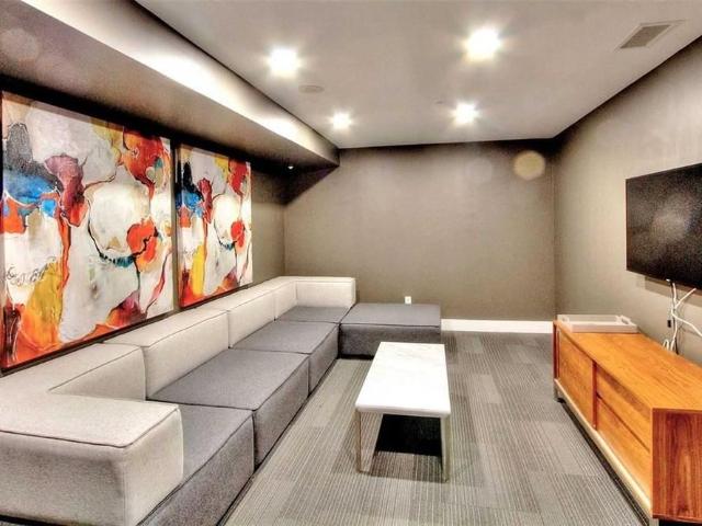 For Lease 68 Merton Street Unit# 803, Toronto, Ontario