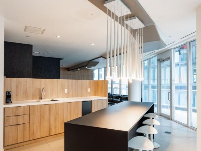For Lease 68 Shuter Street Unit# TH 2, Toronto, Ontario