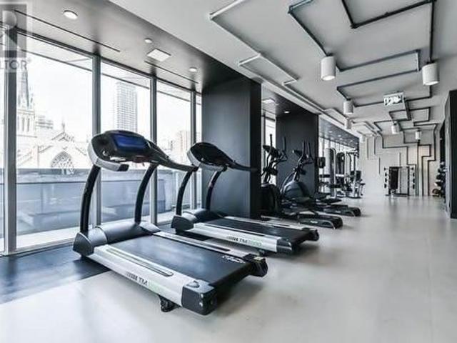 For Lease 68 Shuter Street Unit# 908, Toronto, Ontario