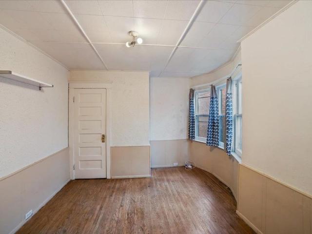 For Lease 697 Dupont Street Unit# 2nd Flr, Toronto, Ontario
