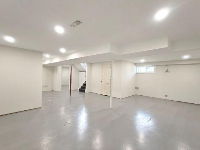 For Lease 698 Burton Drive, Innisfil, Ontario