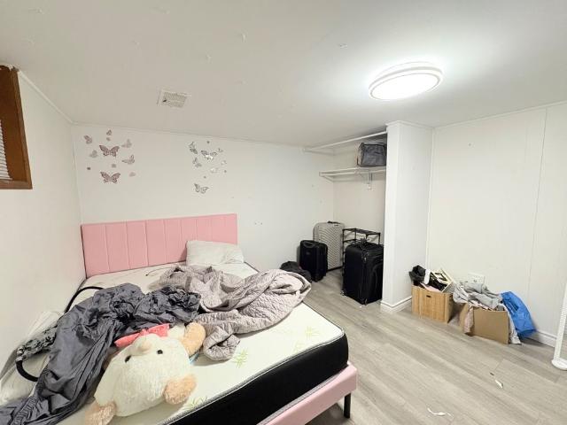 For Lease 6 Thorn Lane Unit# BSMT RM 4, Toronto, Ontario