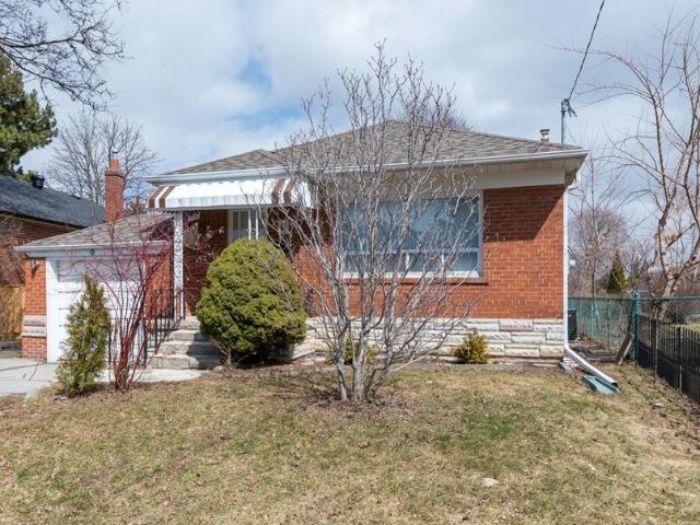 For Lease 6 Bellvare Crescent, Toronto, Ontario