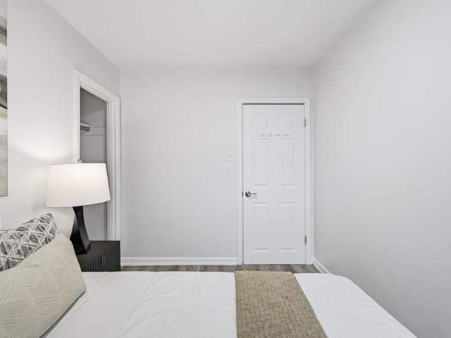 For Lease 6 Bonnyview Drive, Toronto, Ontario