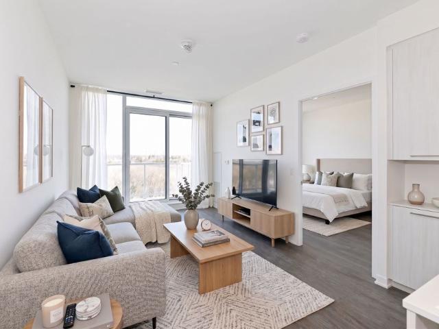 For Lease 6 David Eyer Road Unit# 806, Richmond Hill, Ontario