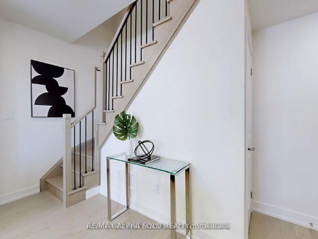 For Lease 6 Sayers Lane Unit# 2, Richmond Hill, Ontario