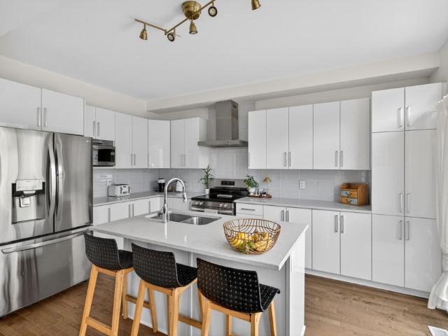 For Lease 709 Samantha Eastop Avenue, Stittsville Munster Richmond, Ontario