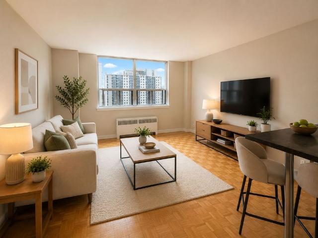 For Lease 700 Ontario Street Unit# 604, Toronto, Ontario