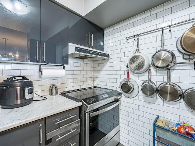 For Lease 700 Humberwood Boulevard Unit# 920, Toronto, Ontario