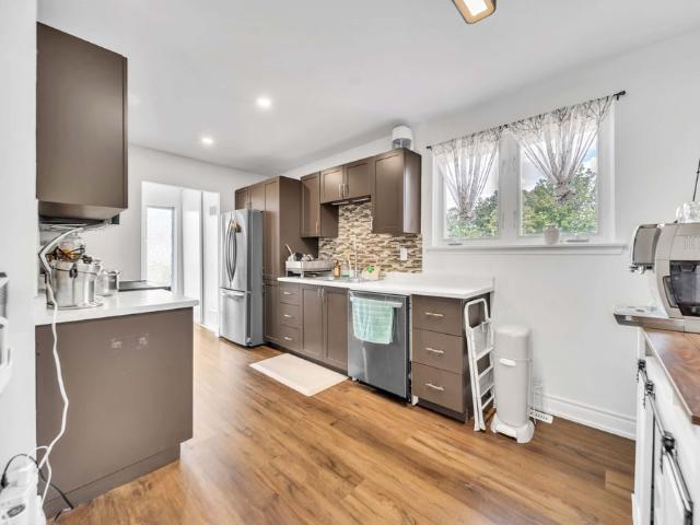 For Lease 702 Leeder Court Unit# Main, Newmarket, Ontario