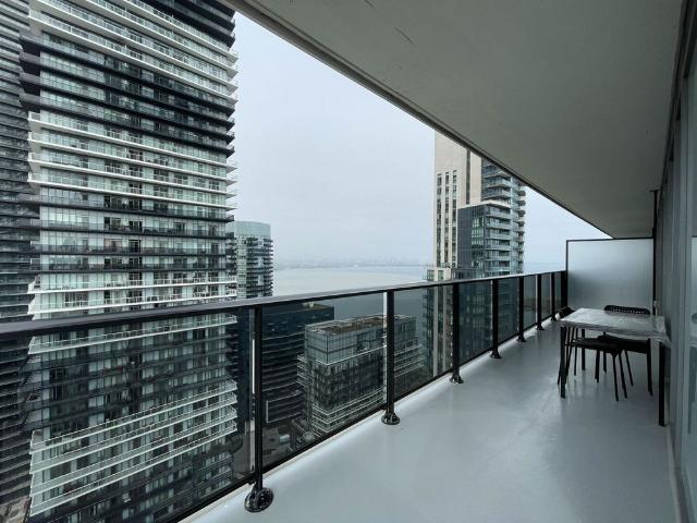 For Lease 70 Annie Craig Drive Unit# 2702, Toronto, Ontario