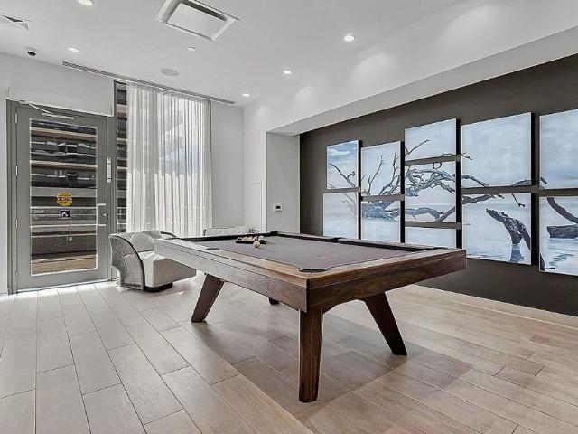 For Lease 70 Annie Craig Drive Unit# LPH 1, Toronto, Ontario