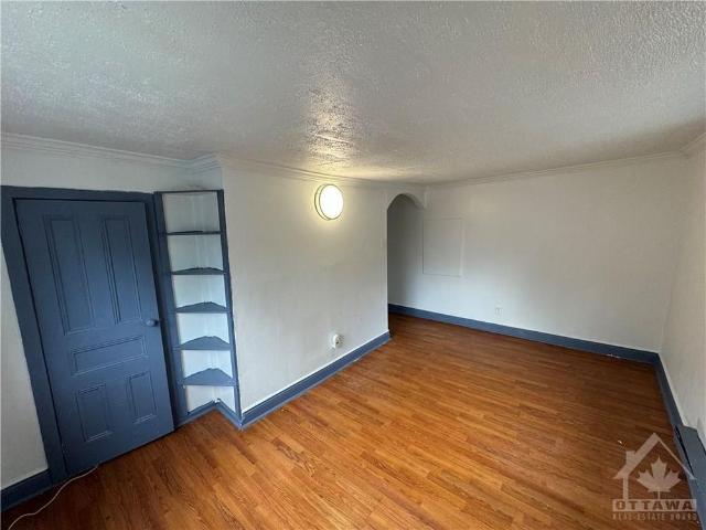 For Lease 70 BARRETTE Street Unit# 3, Vanier and Kingsview Park, Ontario