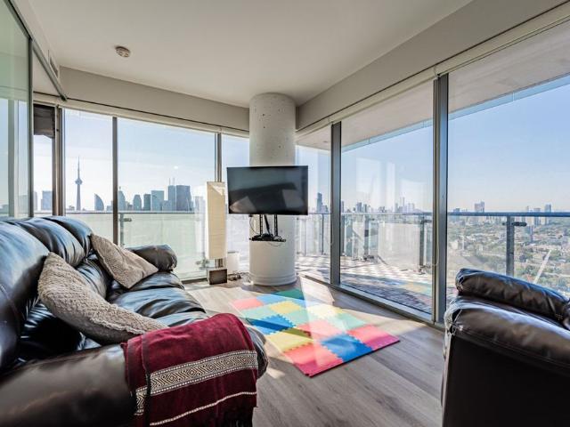 For Lease 70 Distillery Lane Unit# 3602, Toronto, Ontario