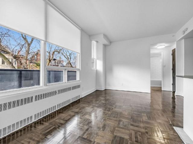 For Lease 70 Spadina Road Unit# 102, Toronto, Ontario