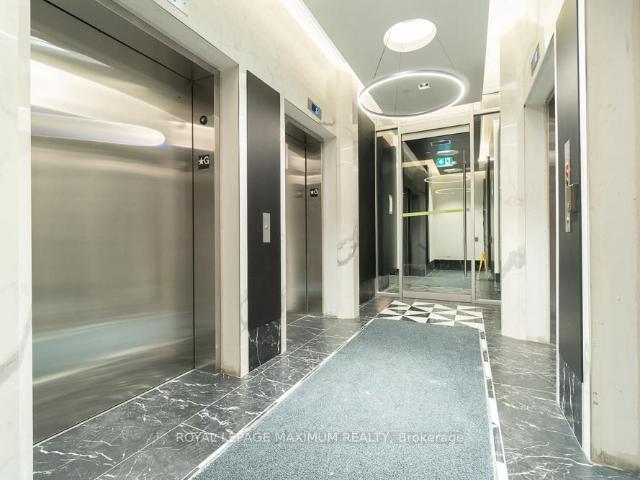 For Lease 70 Princess Street Unit# 2015 E, Toronto, Ontario