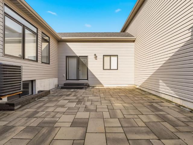 For Lease 70 Riverstone Way Unit# B, Belleville, Ontario