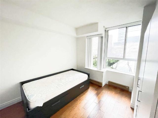 For Lease 717 Bay Street Unit# 404, Toronto, Ontario