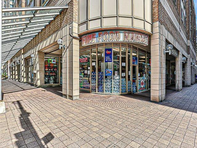 For Lease 717 Bay Street Unit# 1307, Toronto, Ontario