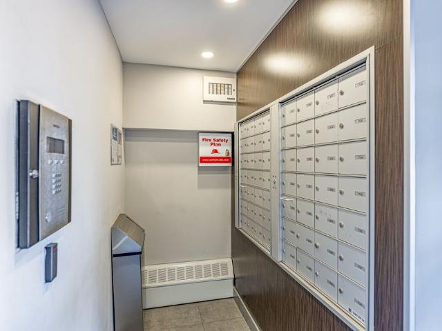 For Lease 718 Lawrence Road Unit# 501, Hamilton, Ontario