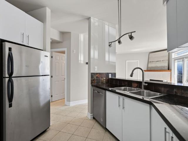 For Lease 711 Churchill Avenue Unit# 203, Westboro Hampton Park, Ontario