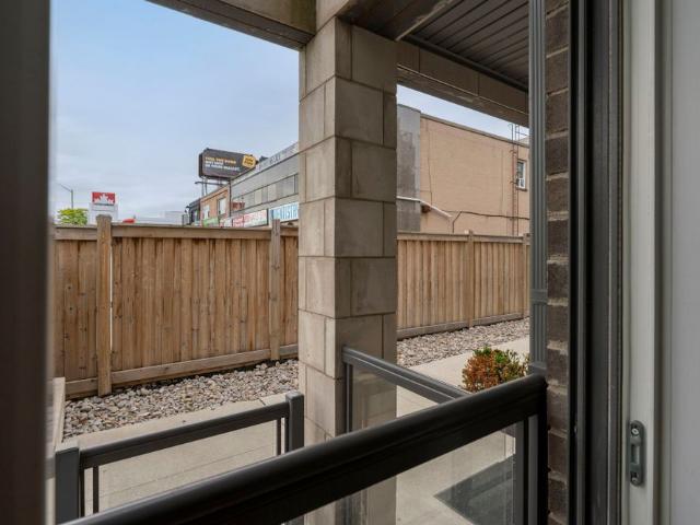 For Lease 713 Lawrence Avenue Unit# 1, Toronto, Ontario