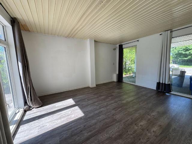 For Lease 71 Hoover Crescent, Hamilton, Ontario
