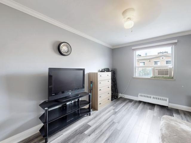 For Lease 71 Jonesville Crescent Unit# 305, Toronto, Ontario