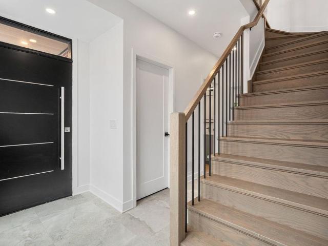For Lease 71 Parent Avenue, Lower Town Sandy Hill, Ontario