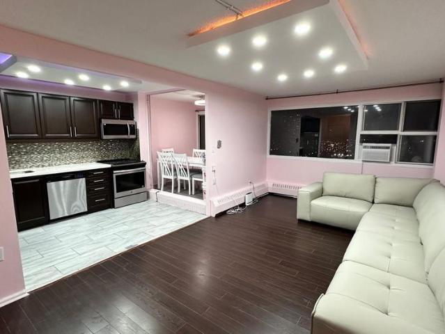 For Lease 725 Donmills Road Unit# 2506, Toronto, Ontario