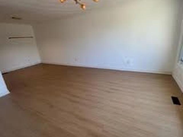 For Lease 728 Sunnypoint Drive, Newmarket, Ontario