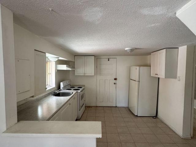 For Lease 72 BARRETTE Street Unit# 2, Vanier and Kingsview Park, Ontario