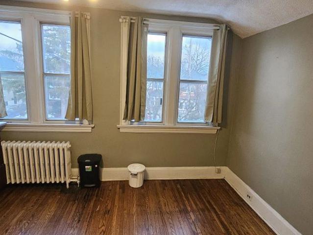 For Lease 72 eleventh Street, Toronto, Ontario