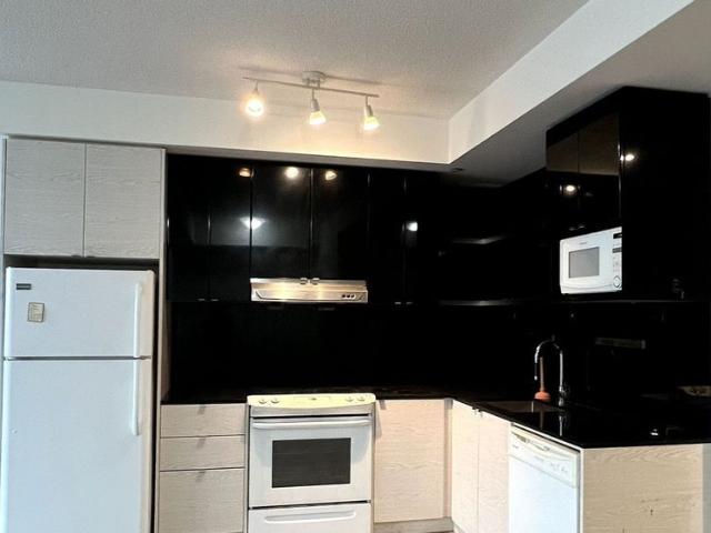 For Lease 72 Esther Shiner Boulevard Unit# 1108, Toronto, Ontario