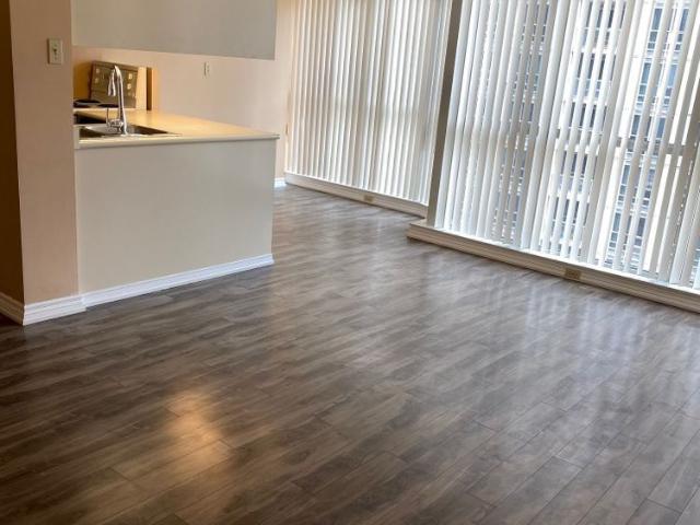 For Lease 736 Bay Street Unit# 1410, Toronto, Ontario