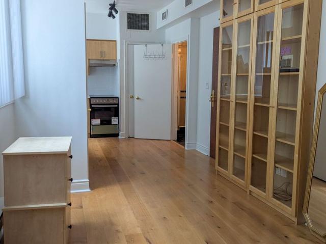 For Lease 73 Richmond Street Unit# 401, Toronto, Ontario