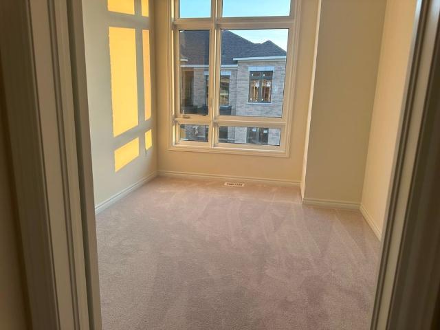 For Lease 73 Upper Paradise Way Unit# #2, Whitby, Ontario