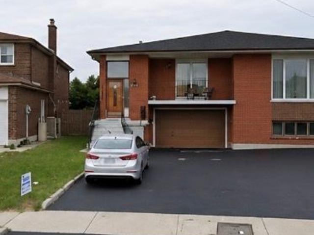 For Lease 7463 Sigsbee Drive, Mississauga, Ontario