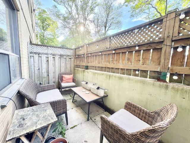 For Lease 740 Eglinton Avenue Unit# 103, Toronto, Ontario