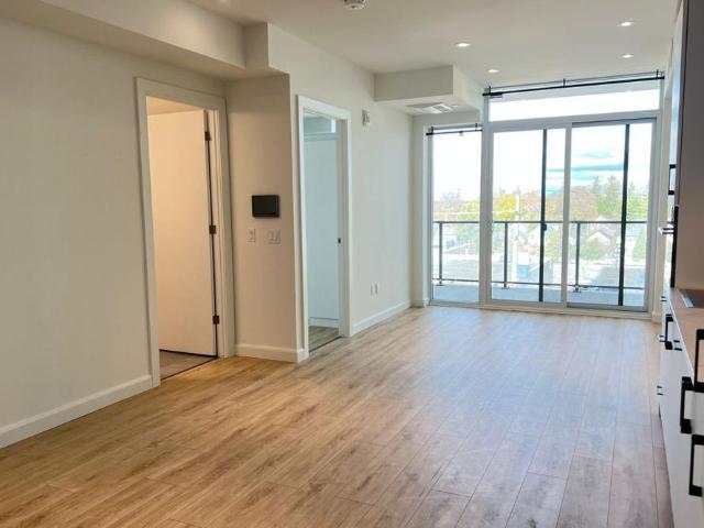 For Lease 741 King Street Unit# 403, Kitchener, Ontario
