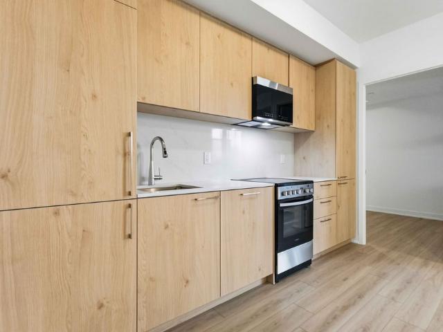 For Lease 7437 Kingston Road Unit# 201, Toronto, Ontario