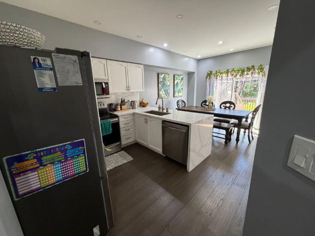 For Lease 7549 Doverwood Drive, Mississauga, Ontario