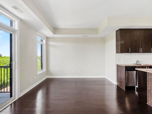 For Lease 755 Beauparc Private Unit# 303, Cyrville Carson Grove Pineview, Ontario