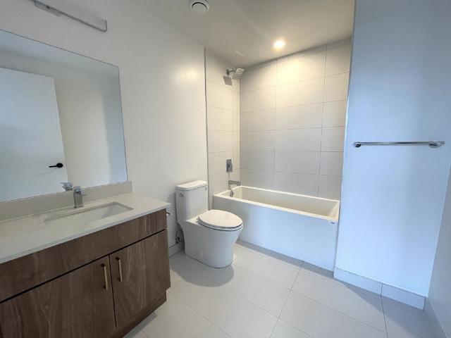 For Lease 758 Dovercourt Road Unit# 401, Toronto, Ontario