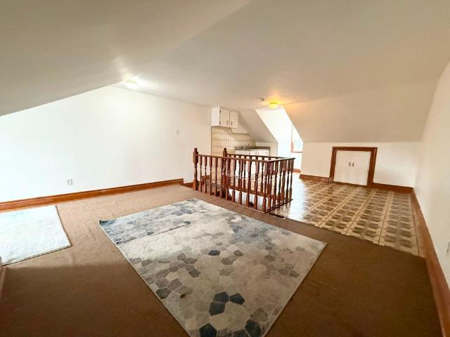 For Lease 759 Gerrard Street Unit# 2nd FL, Toronto, Ontario