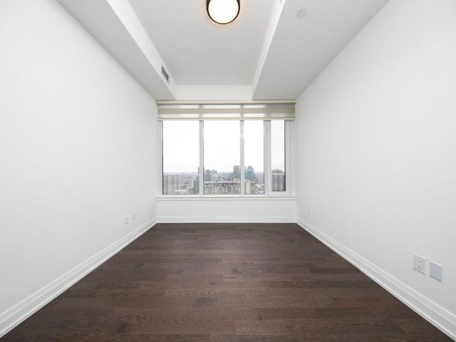 For Lease 75 Canterbury Place Unit# PH206, Toronto, Ontario